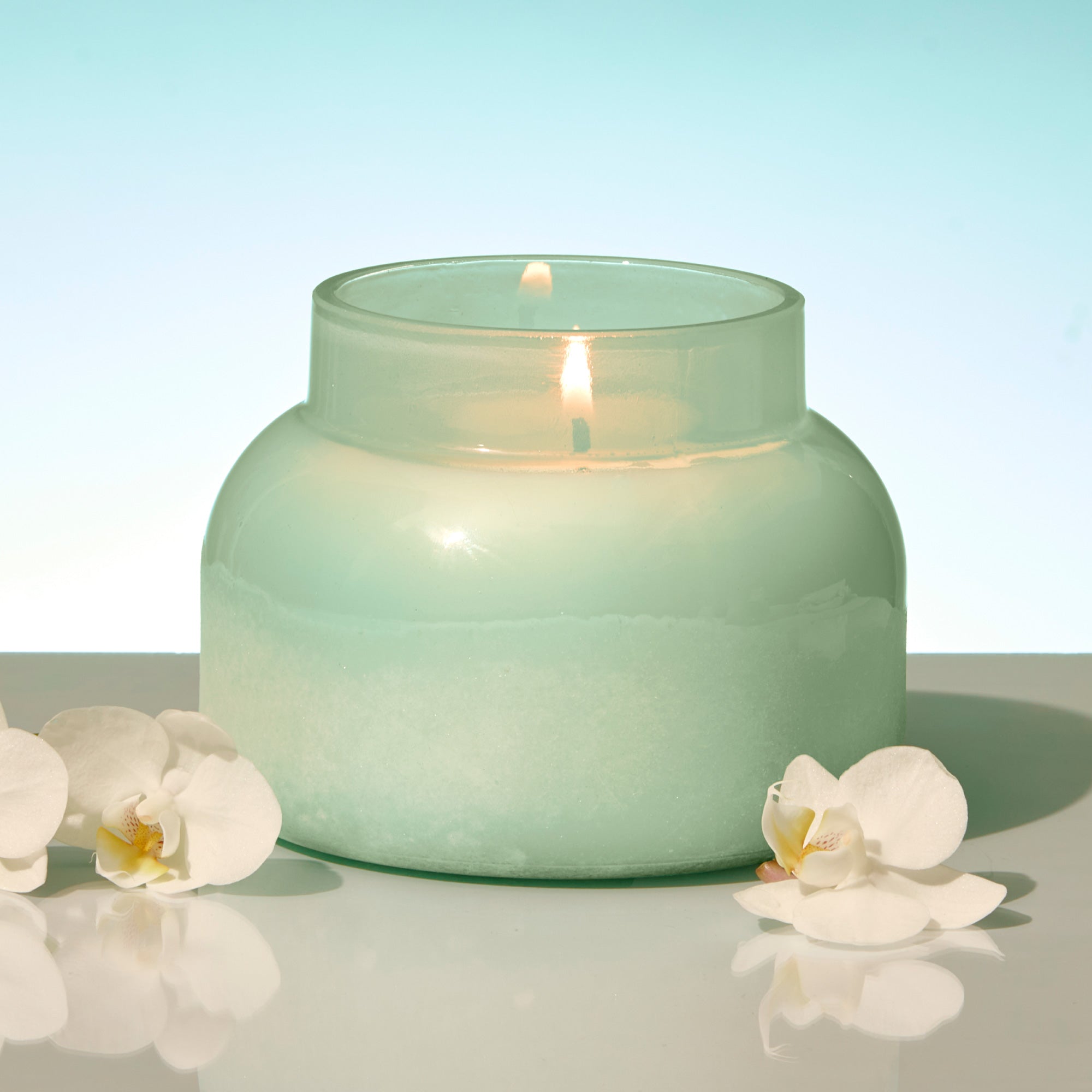 Aloha Orchid Luce d'Amalfi Signature Candle view 2