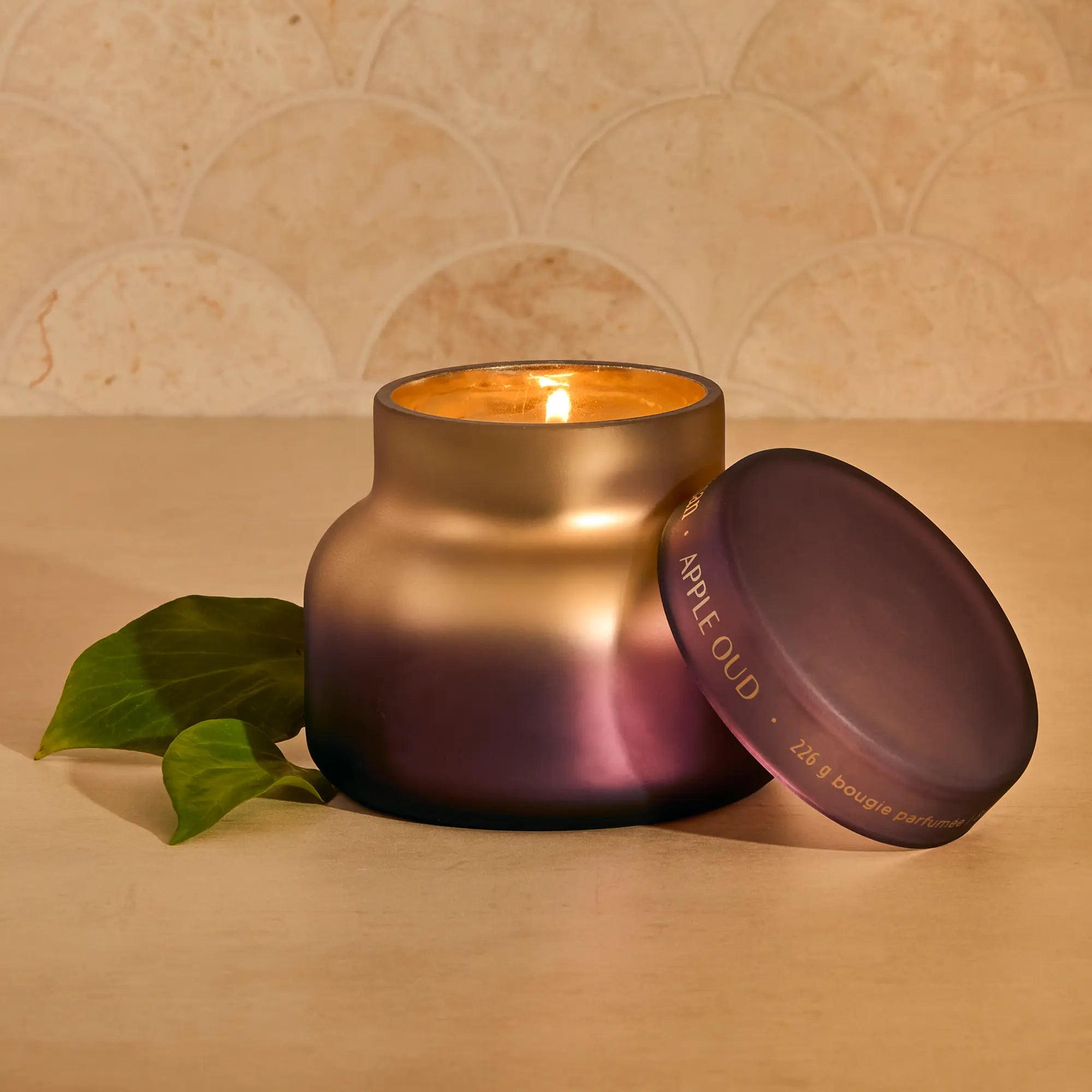 Apple Oud Tuscan Radiance Petite Candle