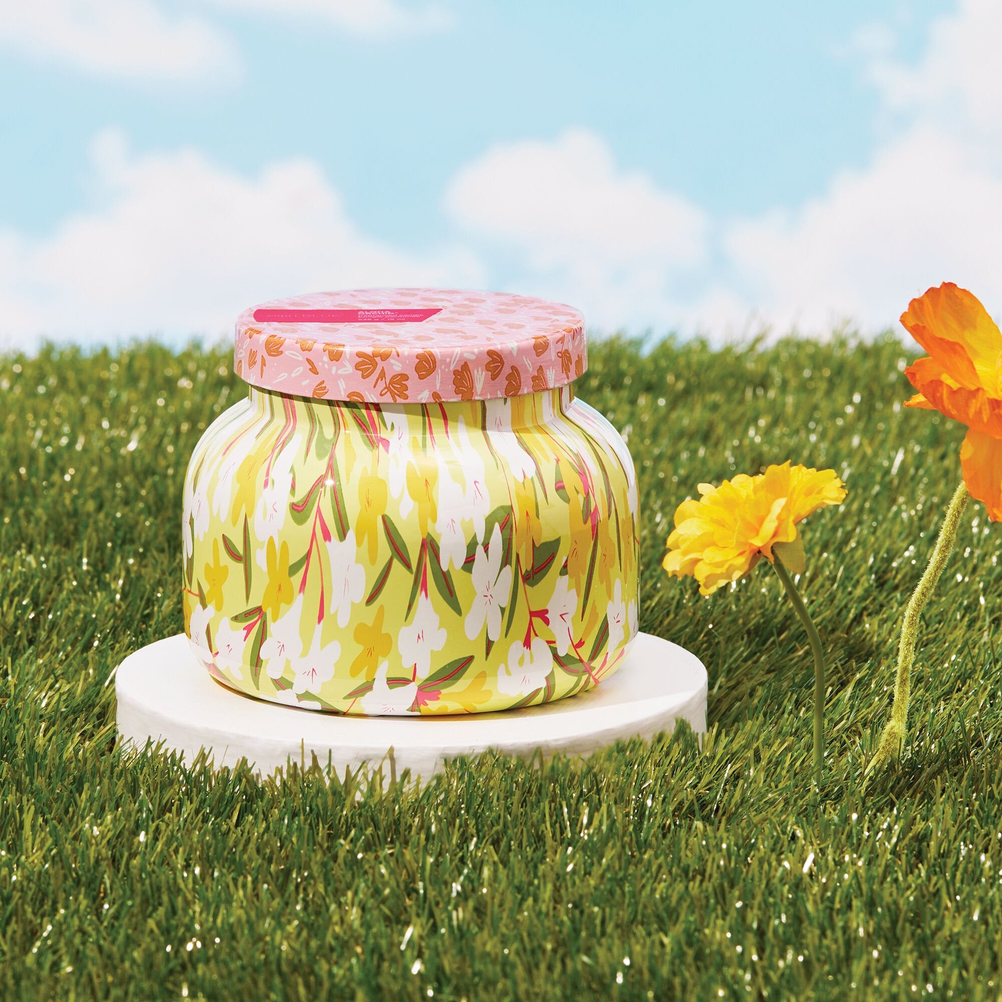 Aloha Orchid Pattern Play Signature Candle view 2