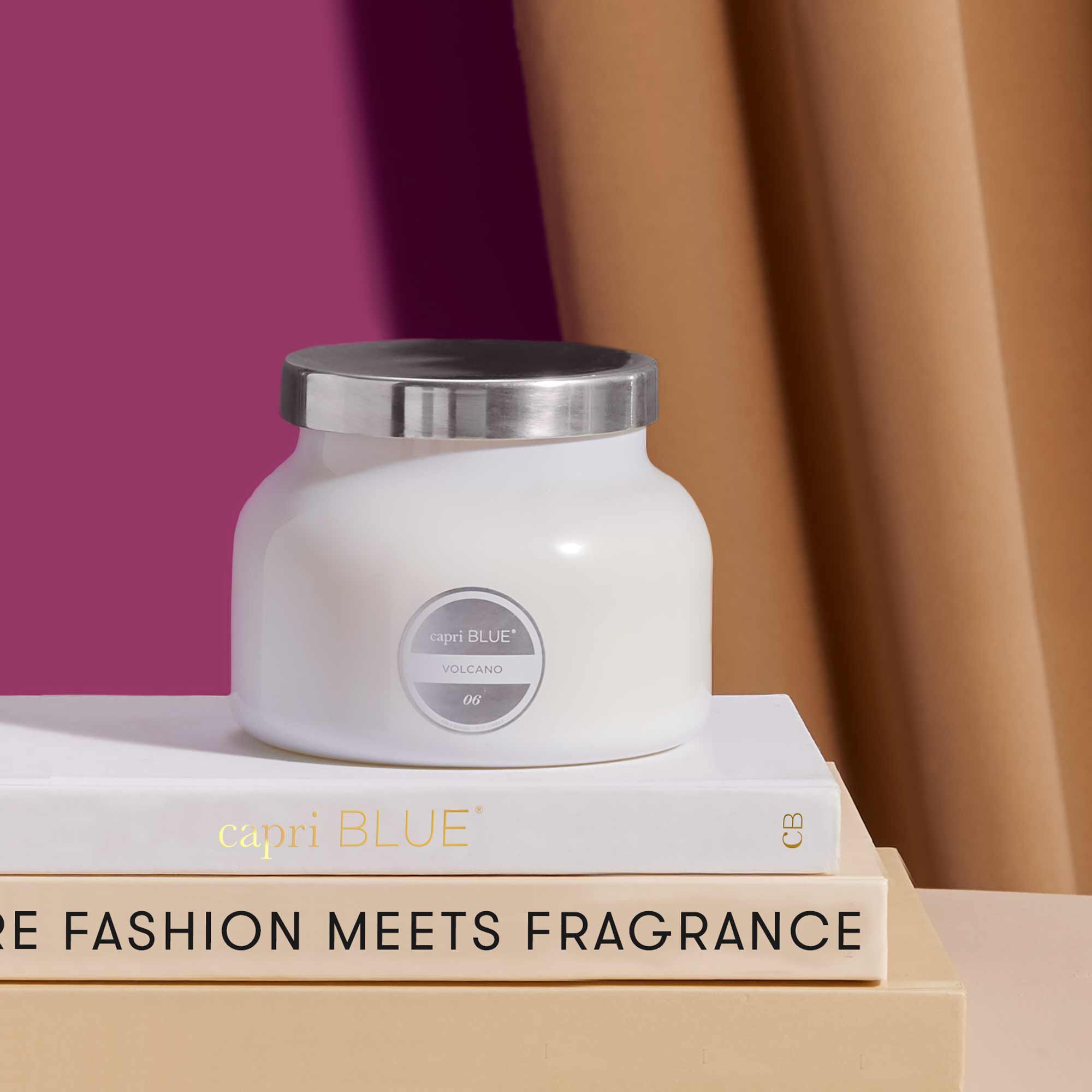 Volcano White Signature Candle view 2